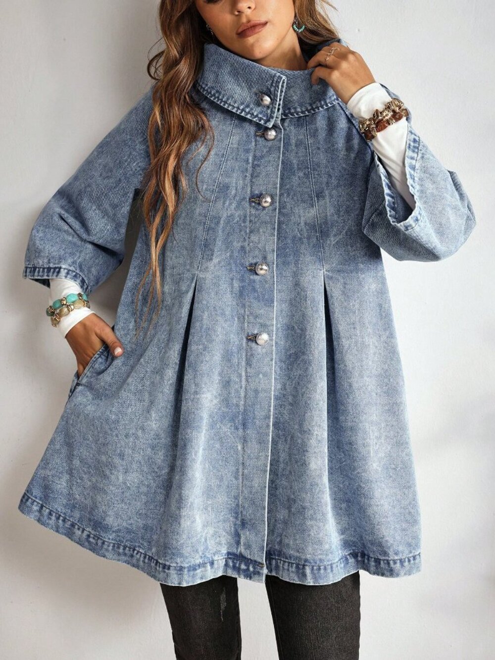 Blue Casual Women's Denim Jacket With Raglan Sleeves And Single-Breasted Closure - Picture 4 of 7